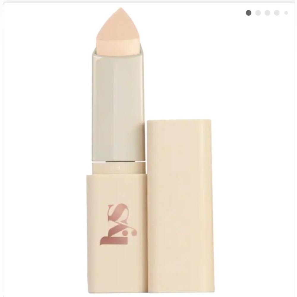 LYS Triple Fix Blurring Skin Tint Foundation Stick LN6- Light Nude